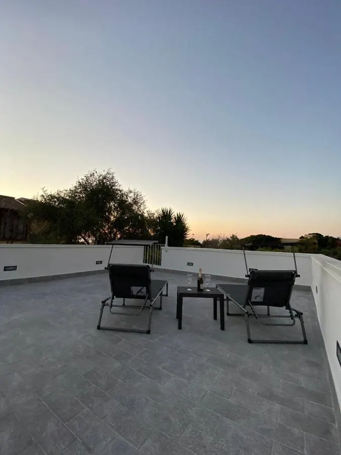 Frontemare Villa Palermo Italy